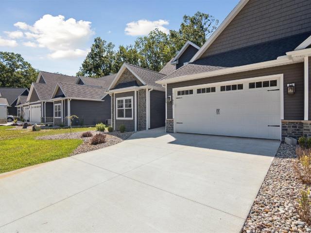 Condo for sale in Hillsdale, Michigan