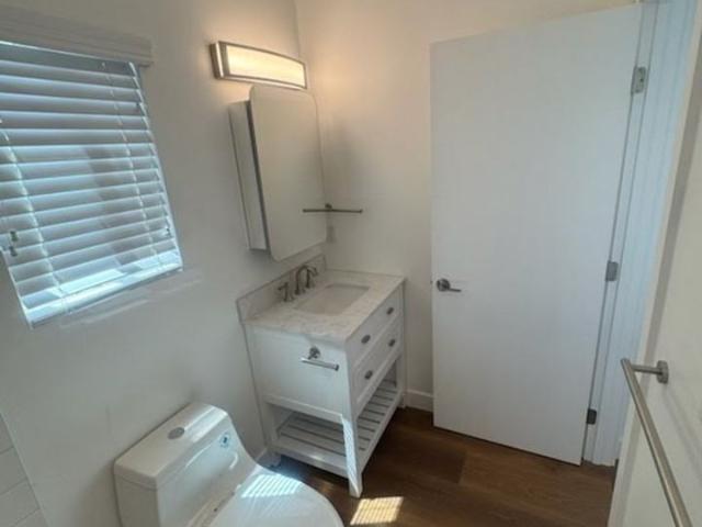 Apartment for rent in Manhattan Beach, California