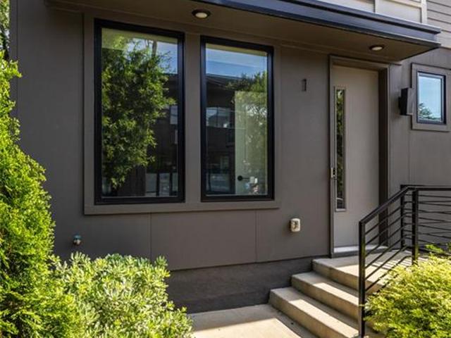 Townhouse for sale in Atlanta, Georgia