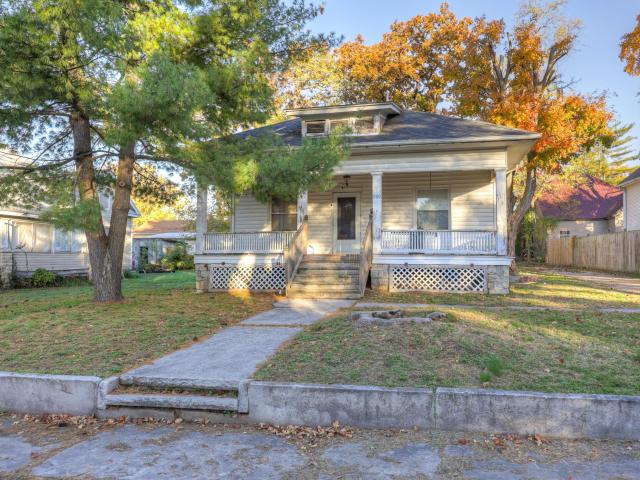 House for sale in Carthage, Missouri