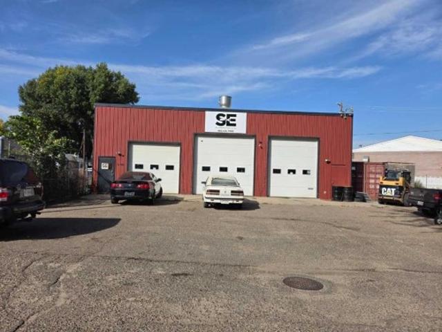 Commercial for rent in Medicine Hat