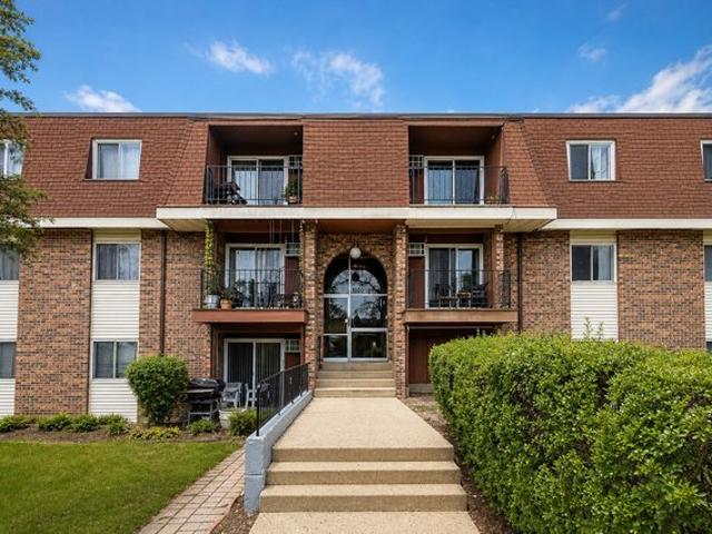 Condo for sale in Hoffman Estates, Illinois