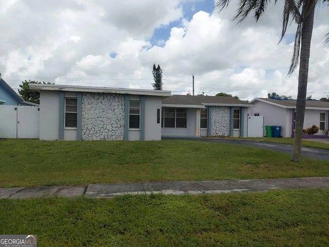 House for sale in Sunrise, Broward County