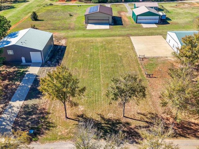 Land for sale in Henderson, Texas