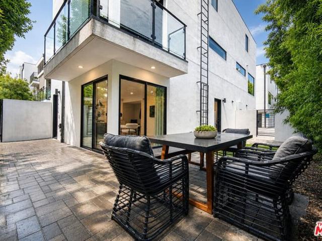 House for sale in Studio City Neighborhood Council District, Canoga Park