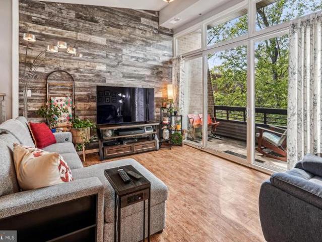 Condo for sale in Virginia