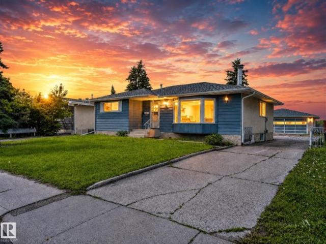 House for sale in Wedgewood, Alberta