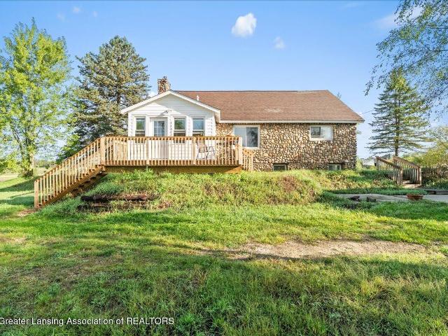 House for sale in Assyria, Assyria Township