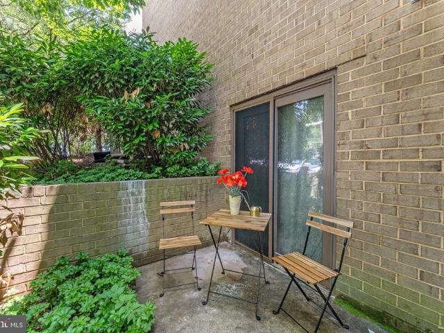 Condo for sale in Virginia