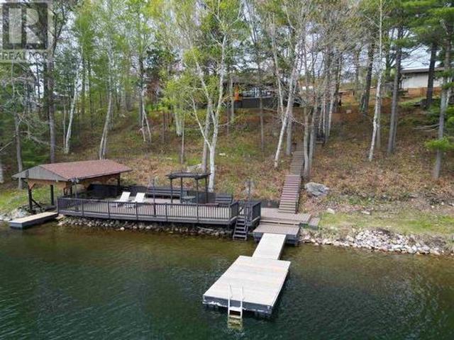 House for sale in Ontario
