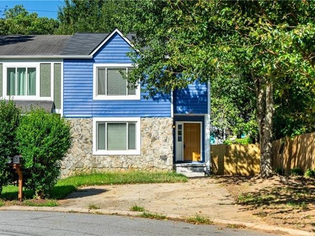 Townhouse for sale in Smyrna, Cobb County