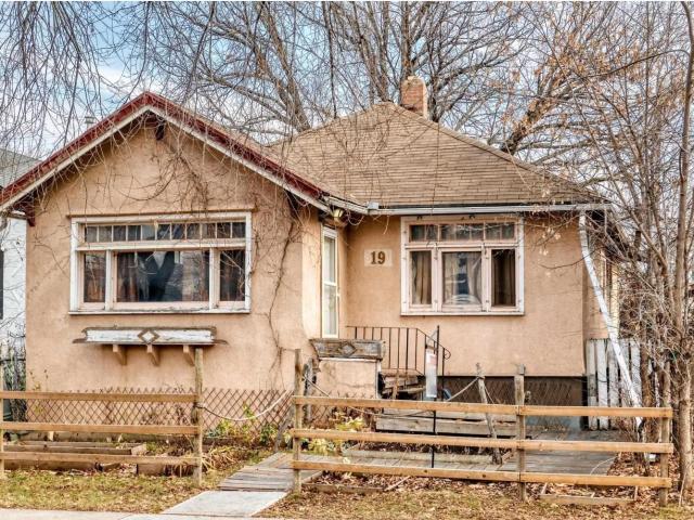 House for sale in Wedgewood, Alberta