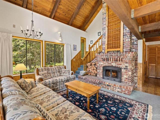 House for sale in Easton, Washington
