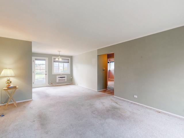 House for sale in Des Plaines, Cook County