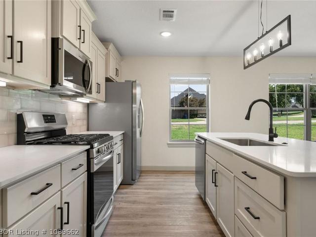 Property for rent in Ark