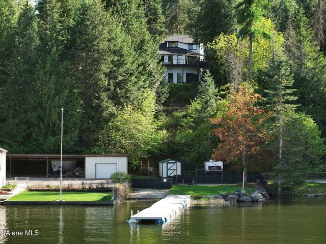 House for sale in Newman Lake