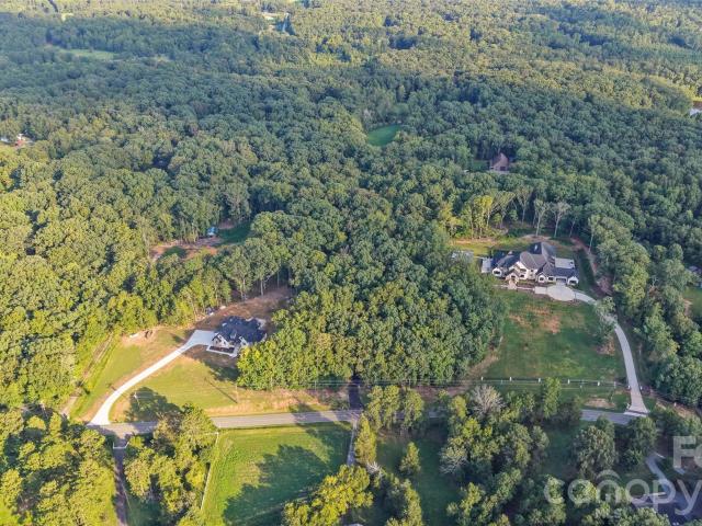 House for sale in Fairview, Mecklenburg County