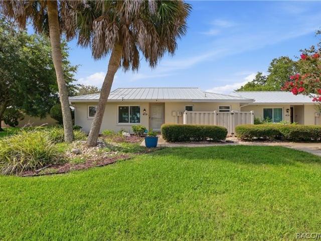 Condo for sale in Crystal River, Florida