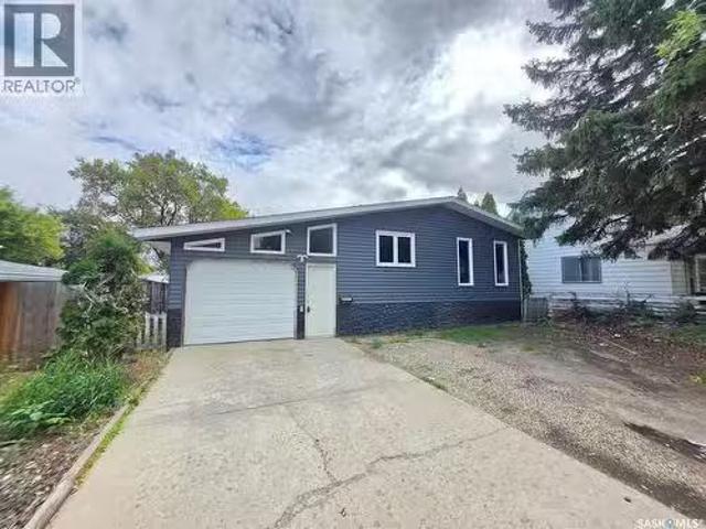 House for sale in North Battleford, Saskatchewan