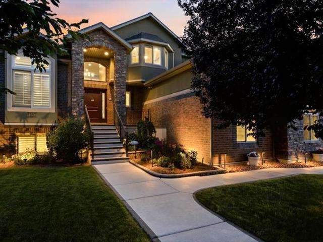 House for sale in Syracuse, Utah