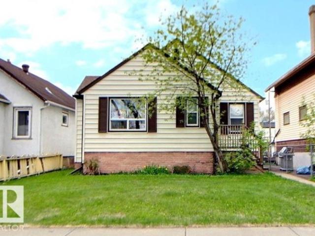 House for sale in Wedgewood, Alberta