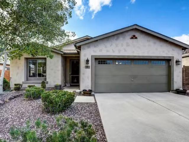 House for sale in Chino Valley