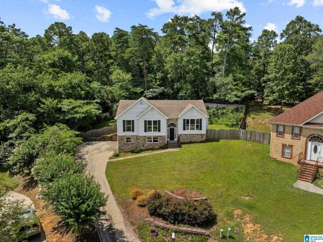 House for sale in Leeds, Alabama