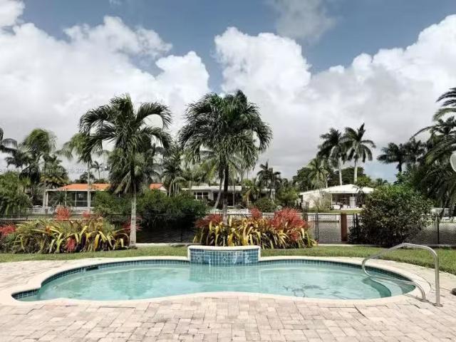 House for sale in Hollywood