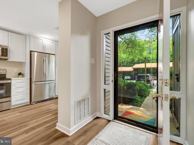 Condo for sale in Virginia
