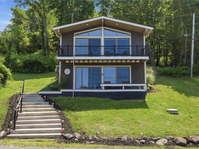 House for sale in Wolcott, New York