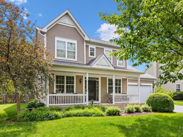 House for sale in Mchenry, Illinois