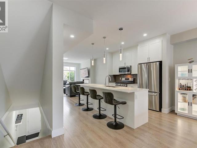 Townhouse for sale in Winfield, British Columbia