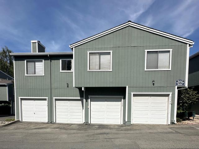 Condo for sale in Martinez, California