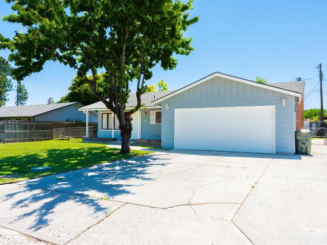 House for sale in Oregonia