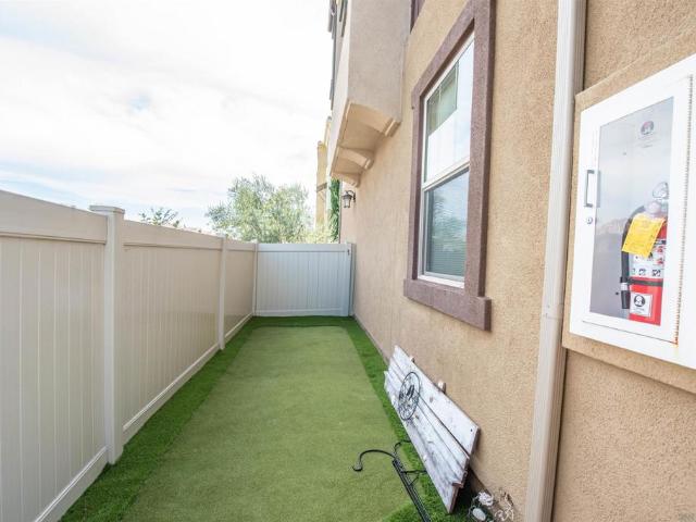 Townhouse for sale in Oceanside, San Diego County