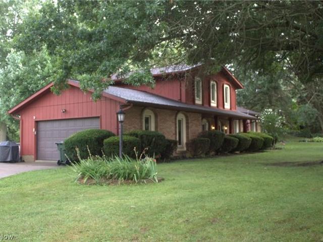 House for sale in Uniontown, Ohio