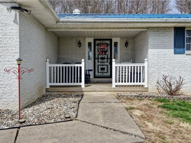House for sale in Sandyville, Ohio