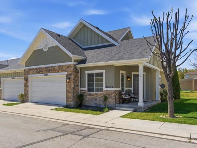 Townhouse for sale in Riverton, Utah