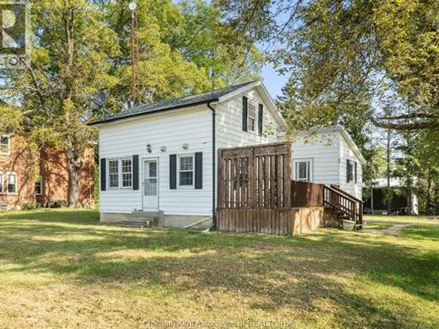 House for sale in Chatham–kent, Ontario