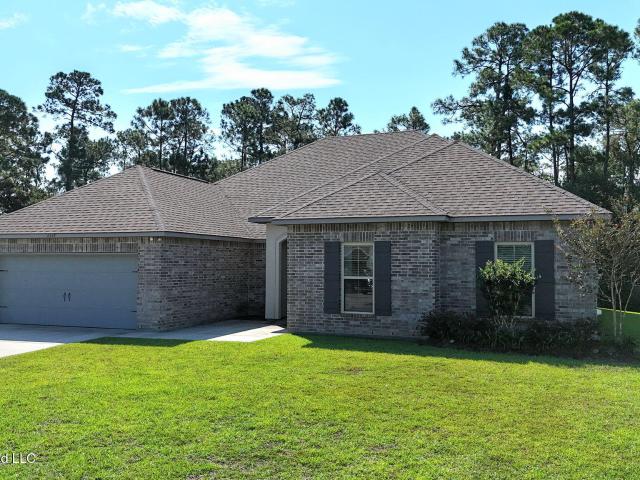 House for sale in Ocean Springs, Mississippi