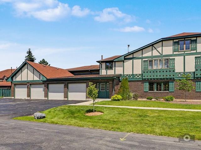 Condo for sale in Palos Park, Illinois