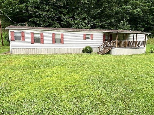 House for sale in Gandeeville, West Virginia
