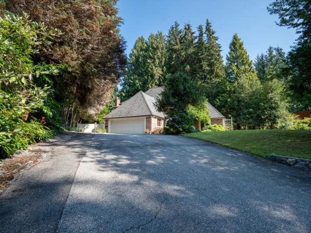 Apartment for rent in West Vancouver, British Columbia