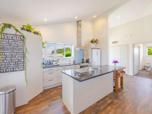 House for sale in Porangahau