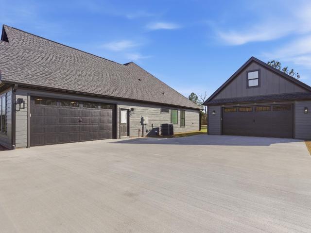 House for sale in Campobello, South Carolina