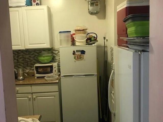Property for sale in The Bronx, Arverne
