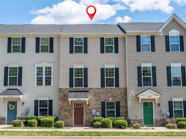 Townhouse for sale in Country Green, Charlottesville