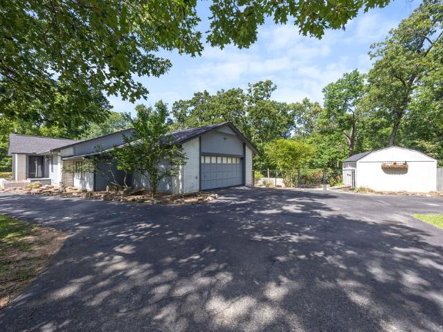House for sale in Ark