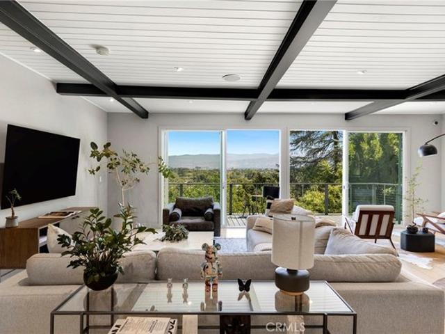 House for sale in Studio City Neighborhood Council District, Canoga Park