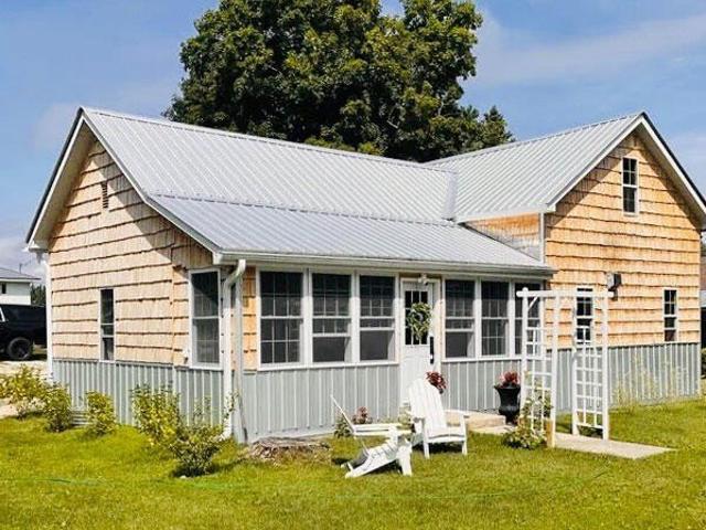 House for sale in Naubinway, Michigan